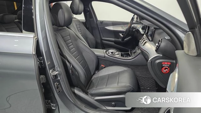 Mercedes-Benz E-Class W213 2020 Серый из Кореи, фото 3