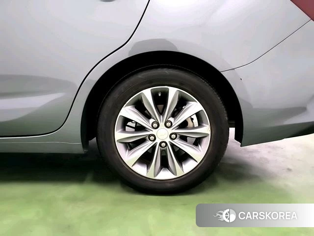 Chevrolet Cruze 2021 Темно-серый из Китая, фото 3
