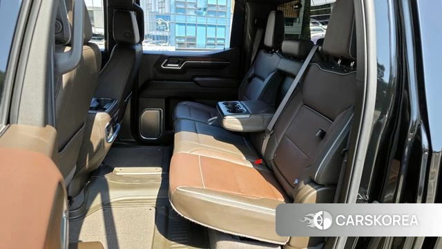 GMC Sierra 2024 Черный из Кореи, фото 3