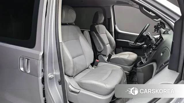 Hyundai The New Grand Starex 2021 Серебряный из Кореи, фото 3