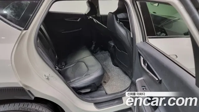 Kia EV6 2022 Жемчужный цвет из Кореи, фото 3