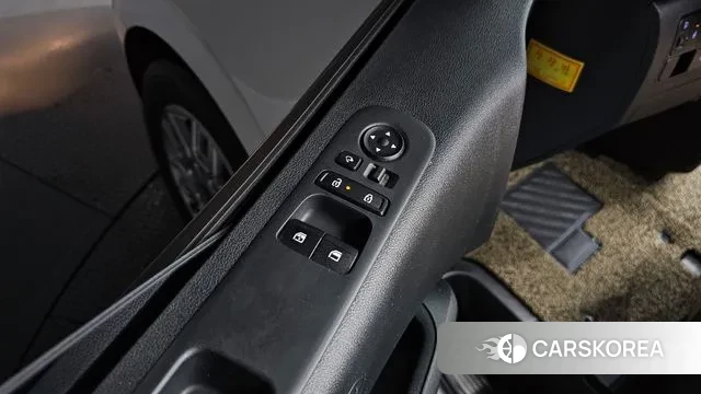 Hyundai Staria 2024 Белый из Кореи, фото 3