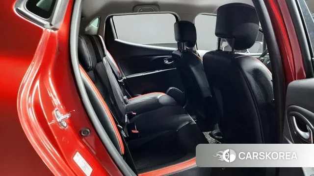 Renault Korea (Samsung) Clio 2018 Красный из Кореи, фото 3