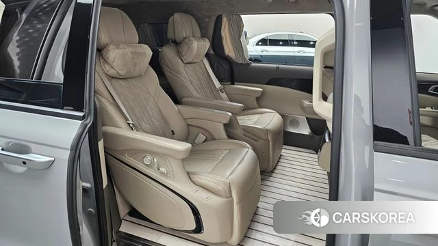 Kia The New Carnival 4th Generation 2024 Серебристо-серый из Кореи, фото 3