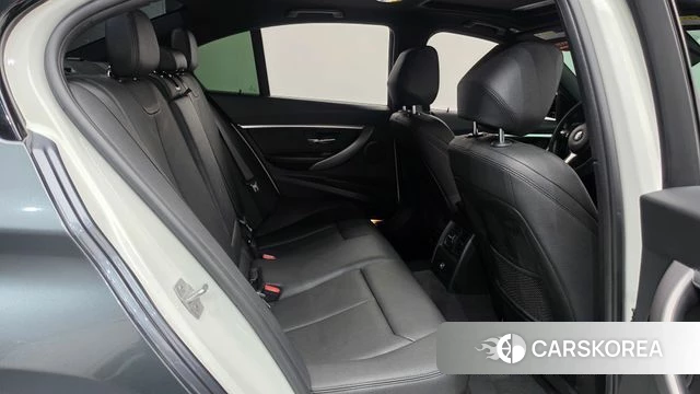 BMW 3 Series (F30) 2018 Серый из Кореи, фото 3