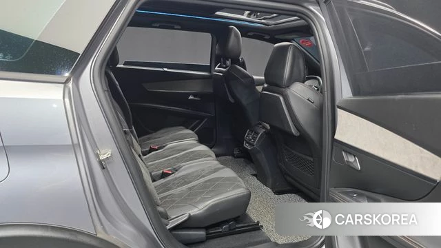 Peugeot 5008 second generation 2018 Серебристо-серый из Кореи, фото 3