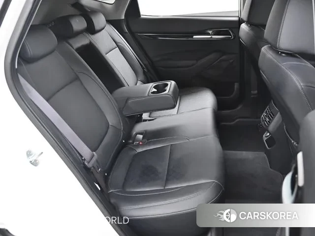 Kia Seltos 2022 Белый из Кореи, фото 3