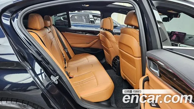 BMW 5 Series (G30) id 2640417 из Кореи 3