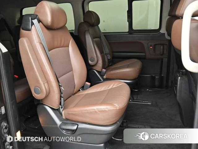 Hyundai The New Grand Starex 2019 Черный из Кореи, фото 3