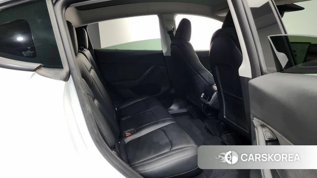 Tesla Model Y 2024 Белый из Кореи, фото 3