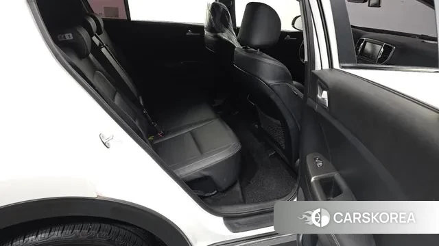 Kia Sportage 4th Generation 2018 Белый из Кореи, фото 3