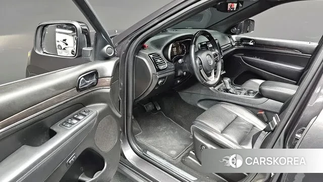 Jeep Grand Cherokee 2019 Серый из Кореи, фото 3