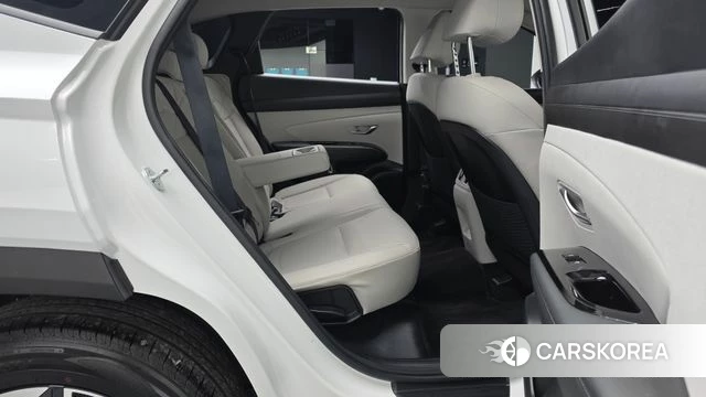 Hyundai The New Tucson (NX4) 2024 Белый из Кореи, фото 3