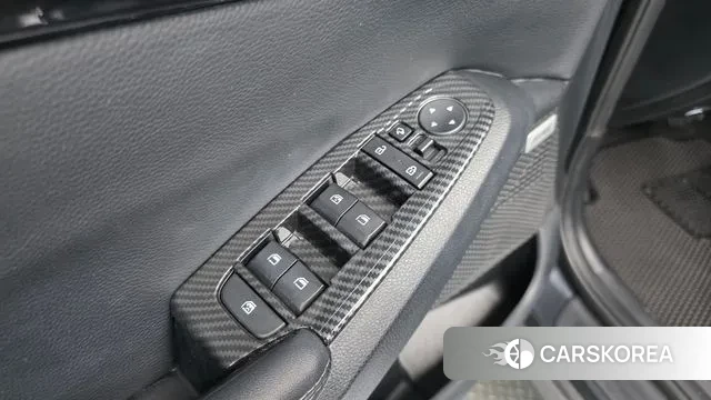 Kia Seltos 2021 Серый из Кореи, фото 3