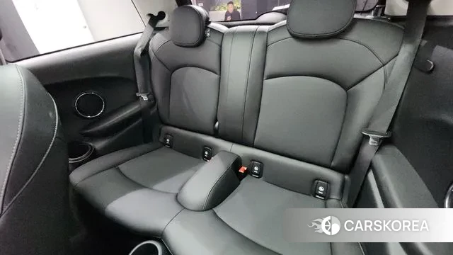 Mini Cooper 2019 Красный из Кореи, фото 3