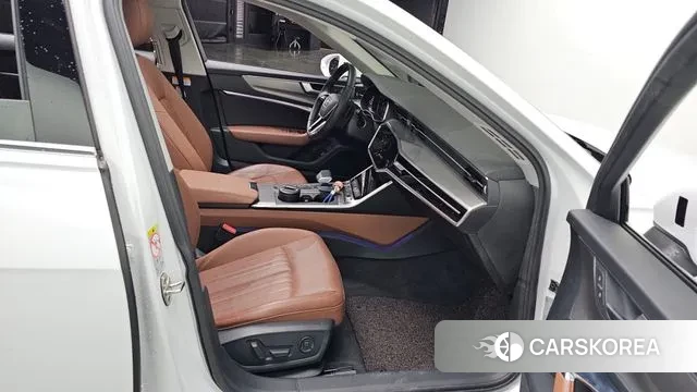 Audi A6 (C8) 2021 Белый из Кореи, фото 3