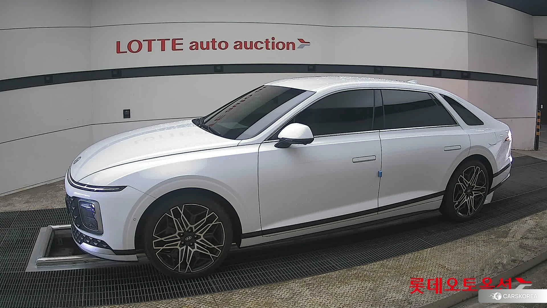 Hyundai Grandeur Hybrid 2024 Serenity White Pearl из Кореи, фото 3