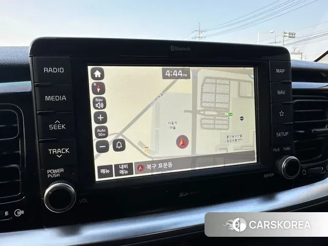 Kia Stonic 2018 Белый из Кореи, фото 3