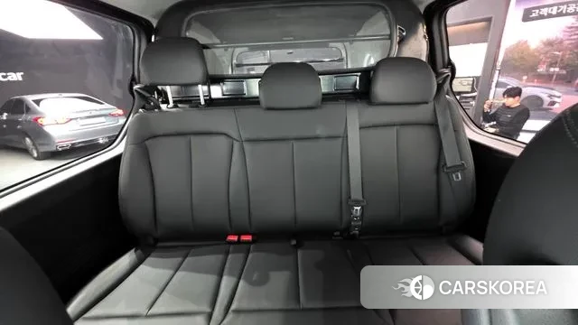 Hyundai Staria 2022 Белый из Кореи, фото 3