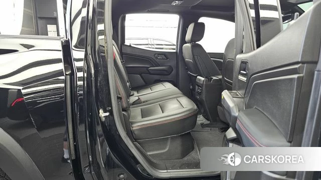 Chevrolet (GM Daewoo) All New Colorado 2023 Черный из Кореи, фото 3