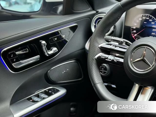 Mercedes-Benz Class C 2025 Белый из Китая, фото 3