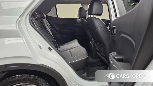 Hyundai Venue 2022 Белый из Кореи, фото 3