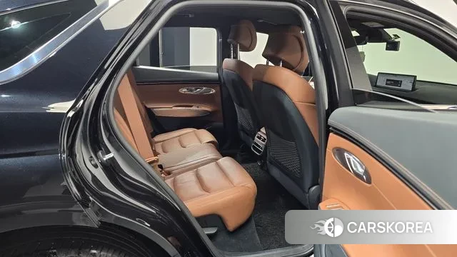 Genesis GV70 2021 Черный из Кореи, фото 3