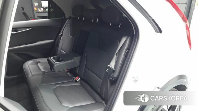 Kia Di Ol Nu Niro 2022 Белый из Кореи, фото 3