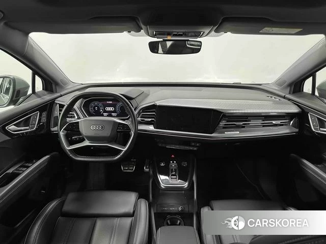 Audi Q4 e-tron 2024 Темно-серый из Китая, фото 3