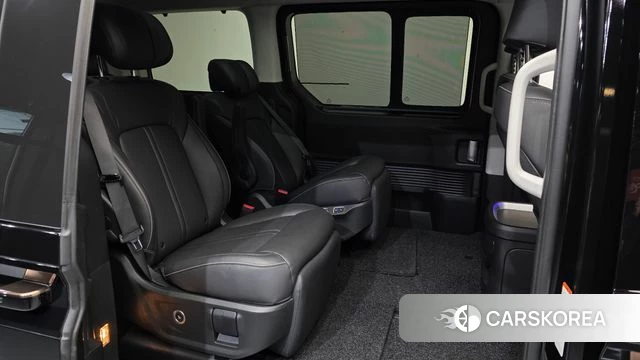 Hyundai Staria 2024 Черный из Кореи, фото 3