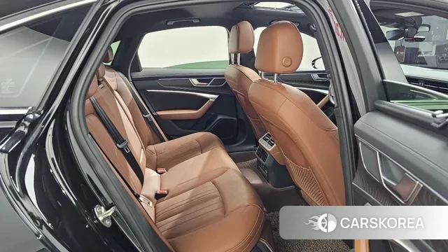 Audi A6 (C8) 2023 Черный из Кореи, фото 3