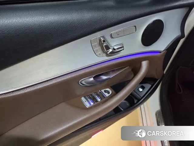 Mercedes-Benz E-Class W213 2020 Белый из Кореи, фото 3