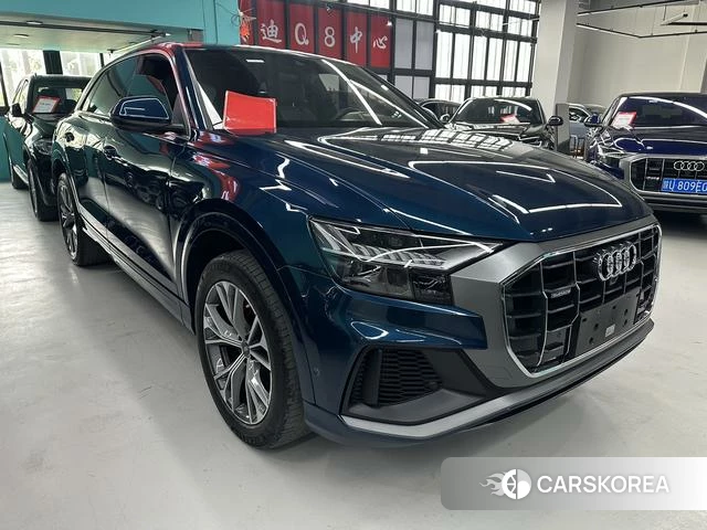 Audi Q8 2021 Синий из Китая, фото 3