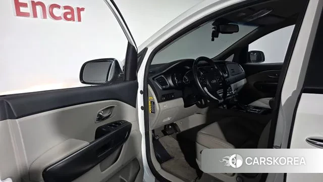 Kia The New Carnival 2019 Белый из Кореи, фото 3