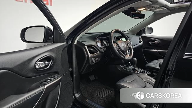 Jeep Cherokee (KL) 2021 Черный из Кореи, фото 3
