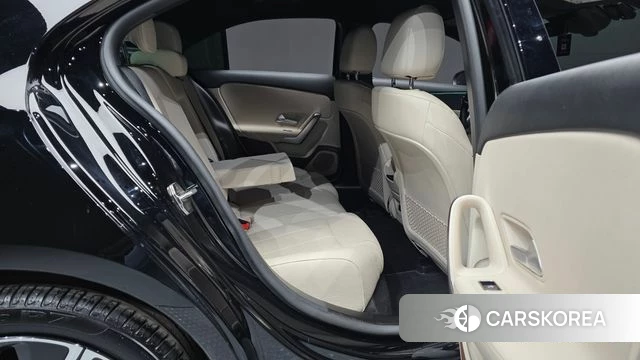 Mercedes-Benz A-Class W177 2024 Черный из Кореи, фото 3