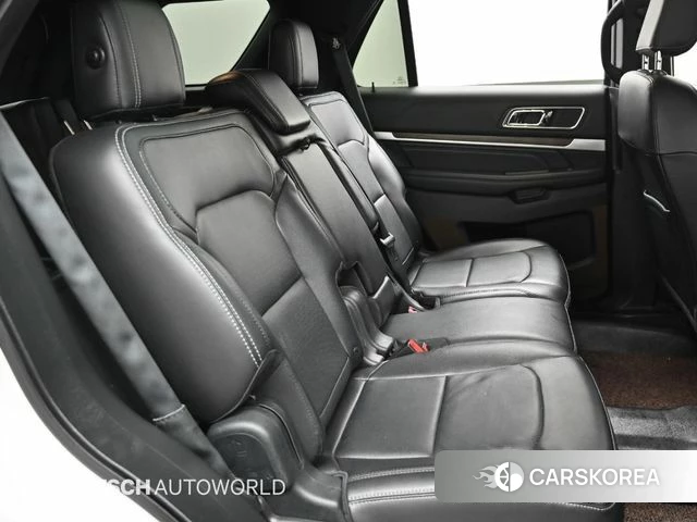 Ford Explorer 2018 Белый из Кореи, фото 3