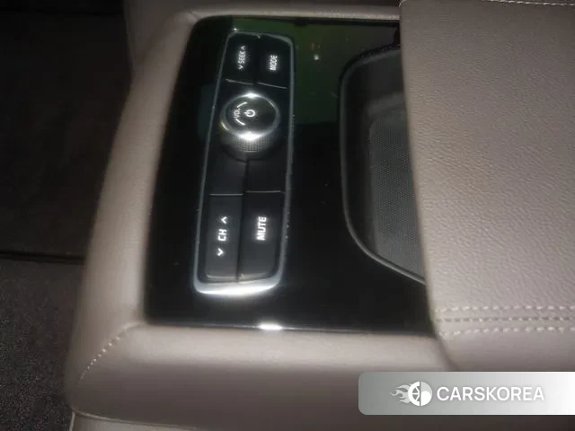 Kia Come New K7 2019 Серый из Кореи, фото 3