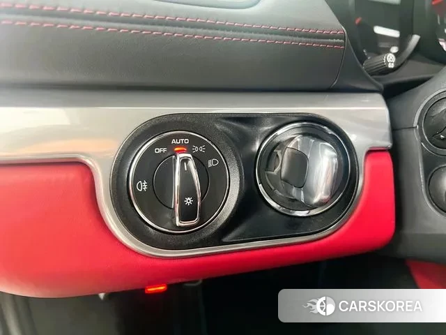 Porsche 718 Boxster 2024 Белый из Кореи, фото 3