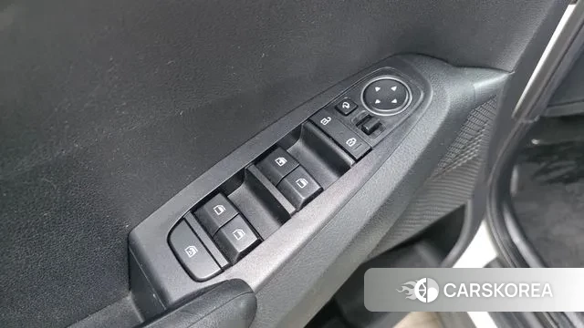 Kia Seltos 2021 Белый из Кореи, фото 3