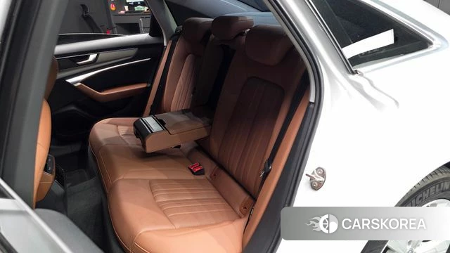 Audi A6 (C8) 2019 Белый из Кореи, фото 3