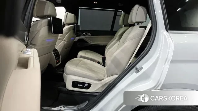 BMW X7 (G07) 2021 Белый из Кореи, фото 3