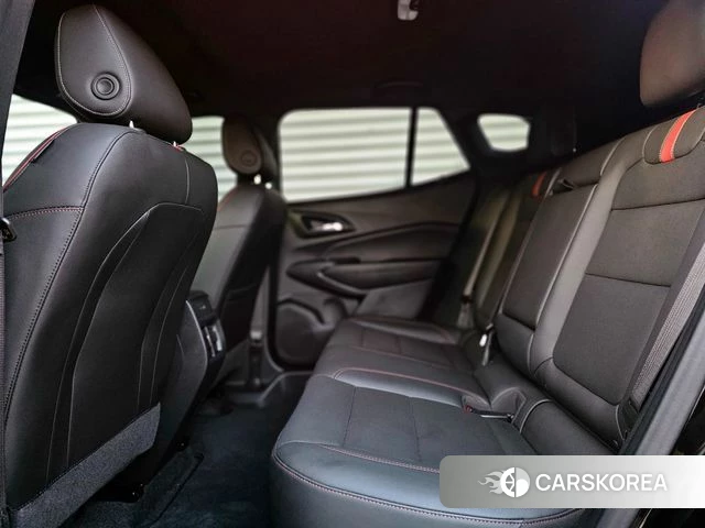 Chevrolet (GM Daewoo) Trax Crossover 2023 Черный из Кореи, фото 3