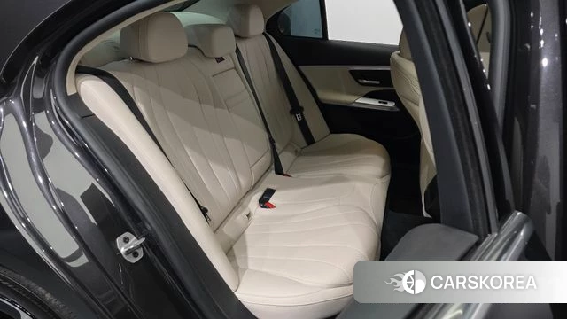 Mercedes-Benz E-Class W214 2024 Серый из Кореи, фото 3