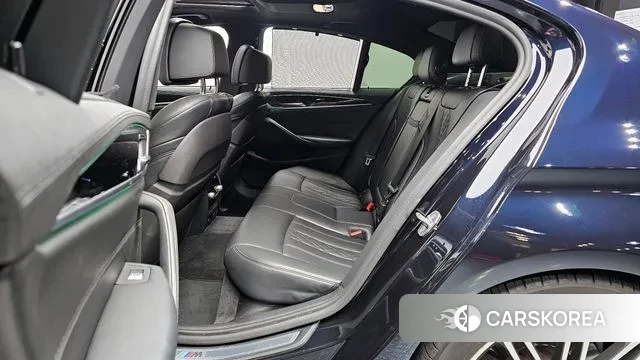 BMW 5 Series (G30) 2020 Черный из Кореи, фото 3