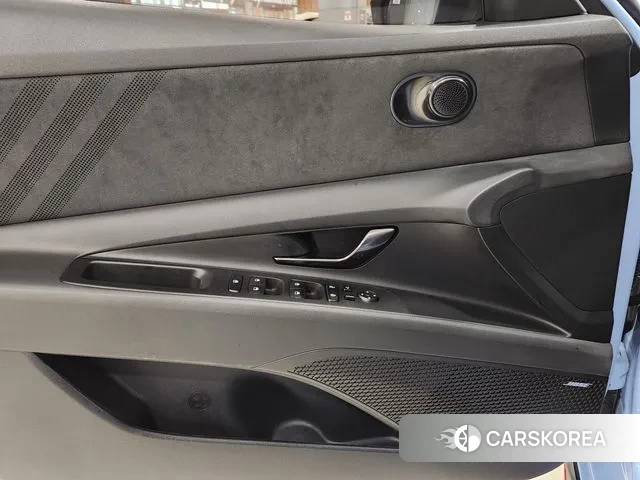 Hyundai Avante (CN7) 2022 Небесно-голубой из Кореи, фото 3