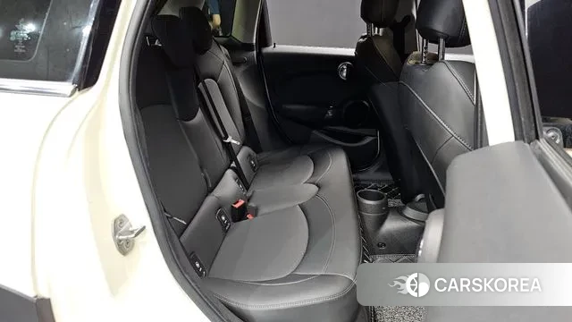 Mini Cooper D 2019 Жемчужный цвет из Кореи, фото 3