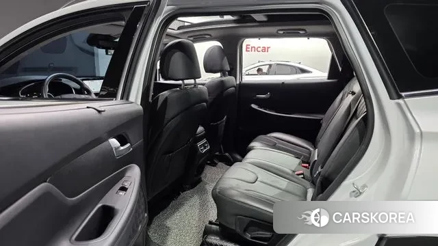 Hyundai The New Santa Fe 2021 Белый из Кореи, фото 3