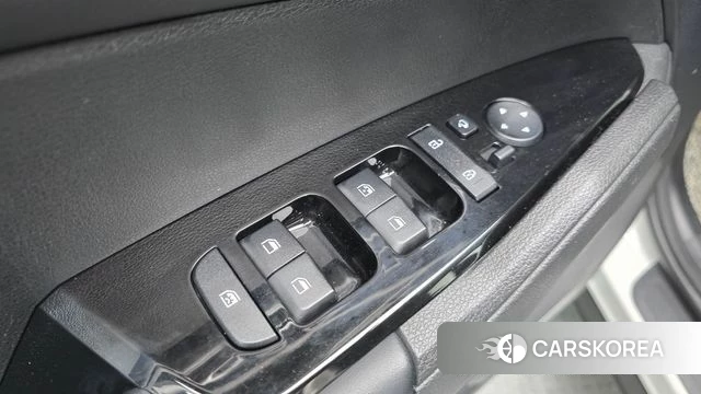 Kia Sportage 5th Generation 2021 Белый из Кореи, фото 3
