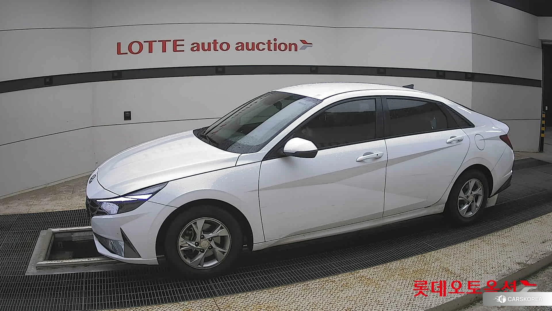 Hyundai Avante 2021 Polar White из Кореи, фото 3